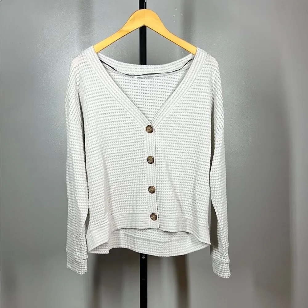 Double Zero Cream Cardigan with V-Neck Long Sleeves
